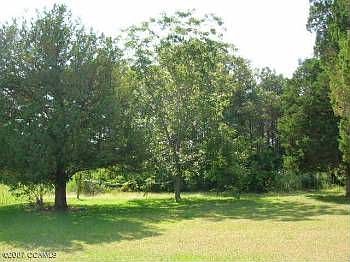 2nd image of 175 Nine Foot Rd