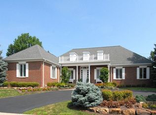 210 Willowgate Ln, Indianapolis, IN