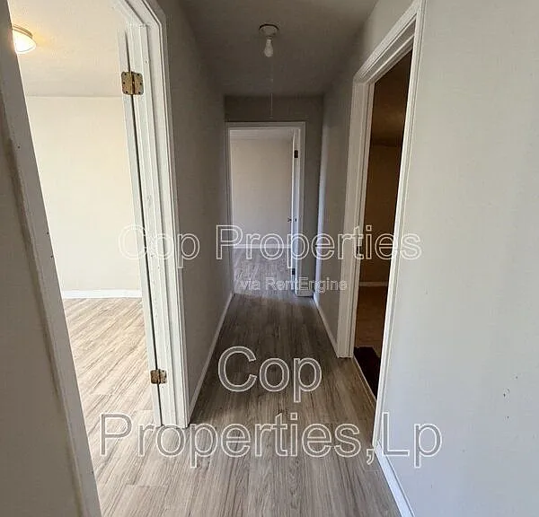 1222 Brighton Ave #B — Photo 9