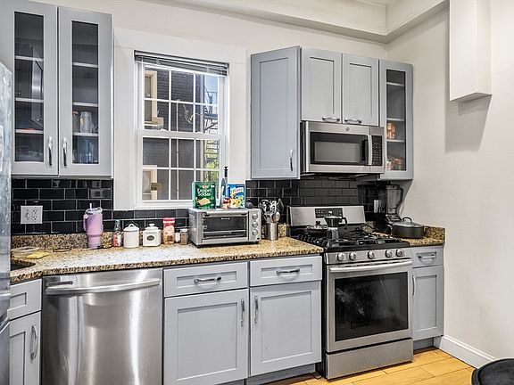 2nd image of 50 Perrin St
