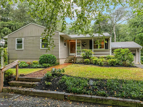 63 N Mill Rd, West Windsor, NJ 08550