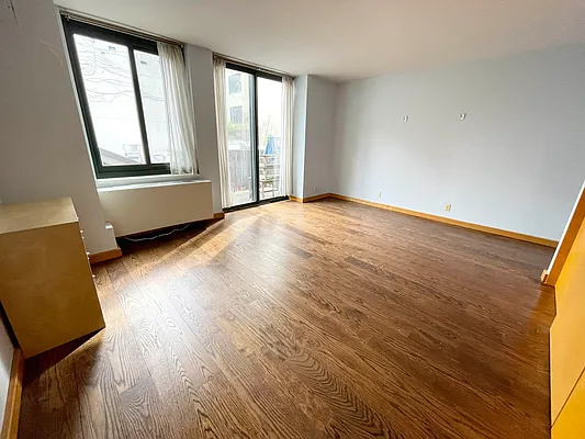 Rented by Tabak Real Estate | media 6