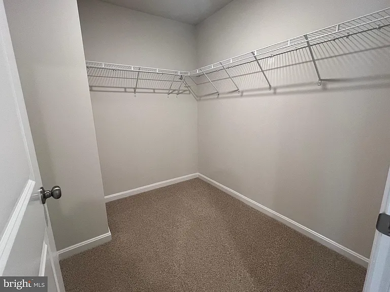 180 Hamstead Dr — Photo 15