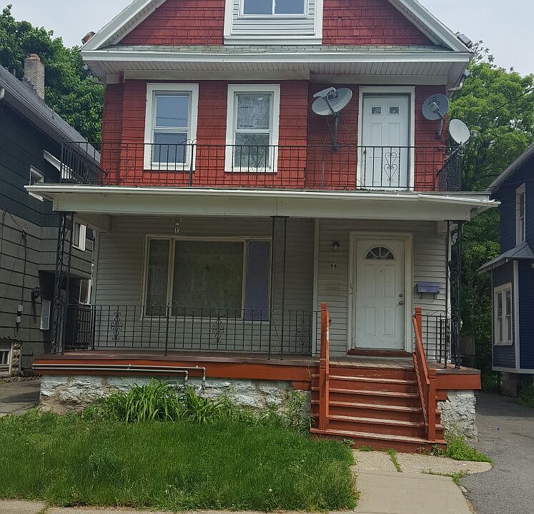 1st image of 94 Victoria Ave