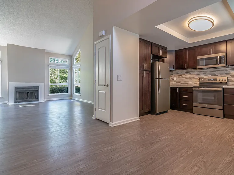 Canyon Crest Views Apartments — Photo 25