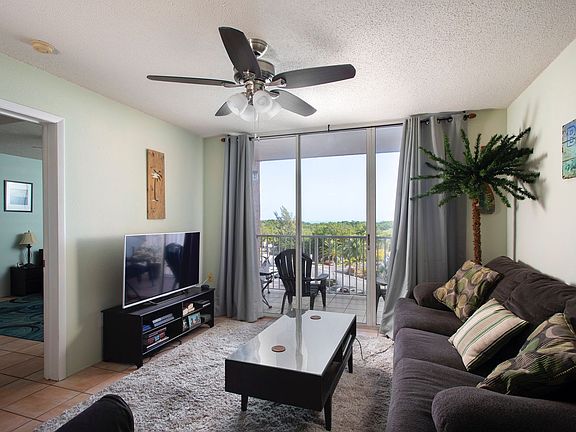 2nd image of 3930 S Roosevelt Blvd #S309