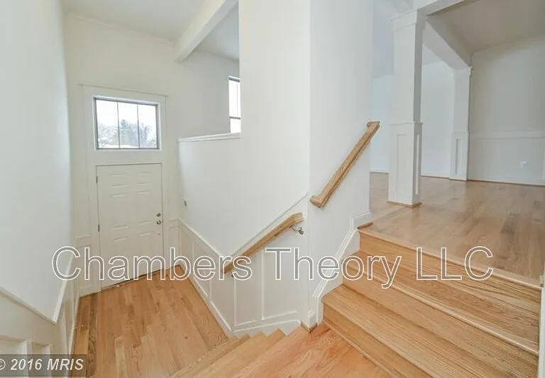 220 Natural Ter SW — Photo 2