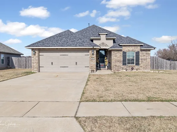 4002 False River Dr, Bossier City, LA 71111