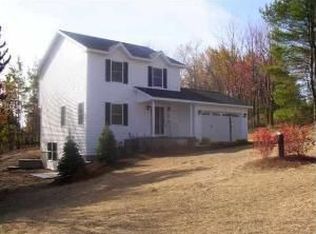 3 Settler Ln, Troy, NY 12180