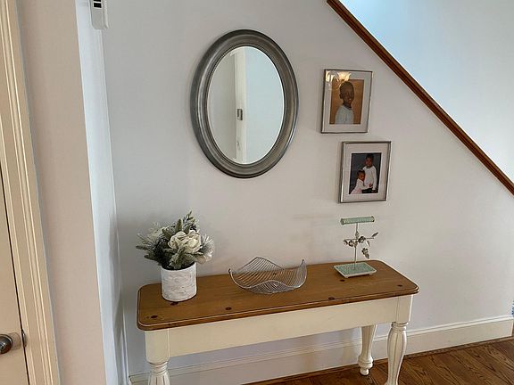 4th image of 4126 Olive St