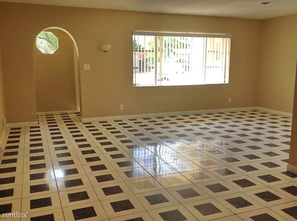 3651 NW 27 Court_Lauderdale Lakes_FL_2017-2
