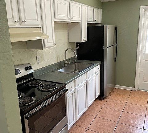 3rd image of 1651 Flagler Dr