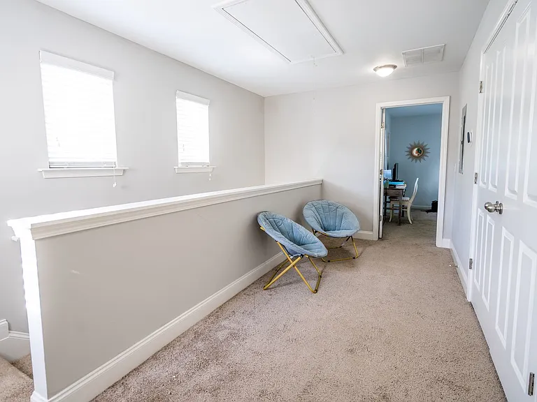 708 Old Central Rd — Photo 6