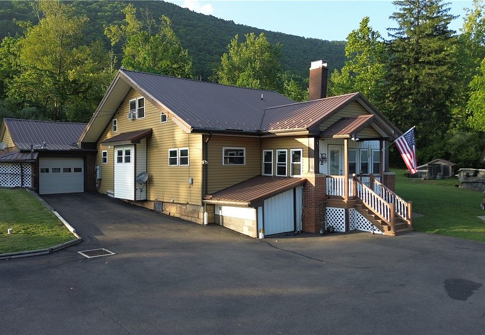 1st image of 90 Crestline Rd