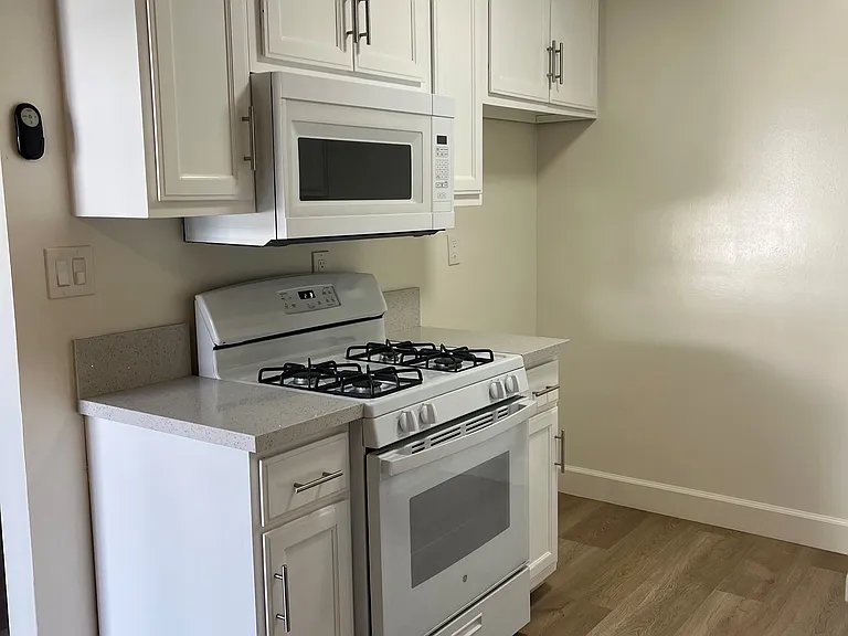 Ocean Pacific Apartment Homes — Photo 11