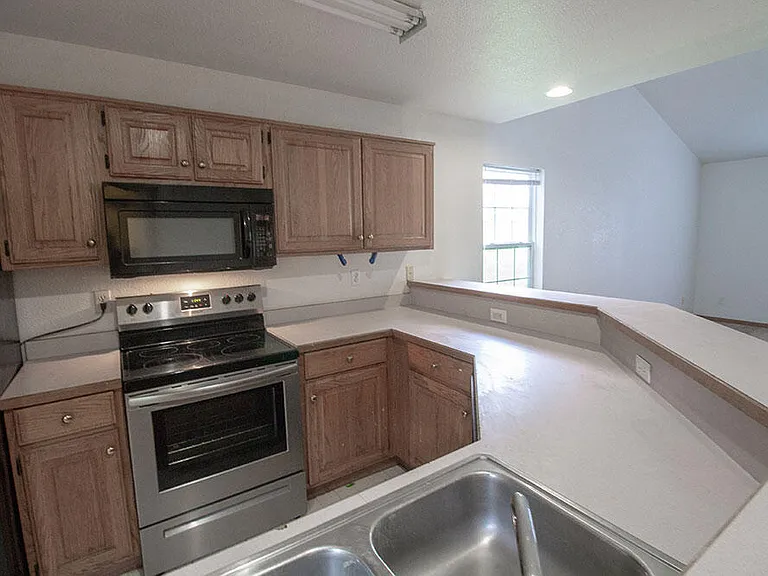 5342 Godas Cir — Photo 6