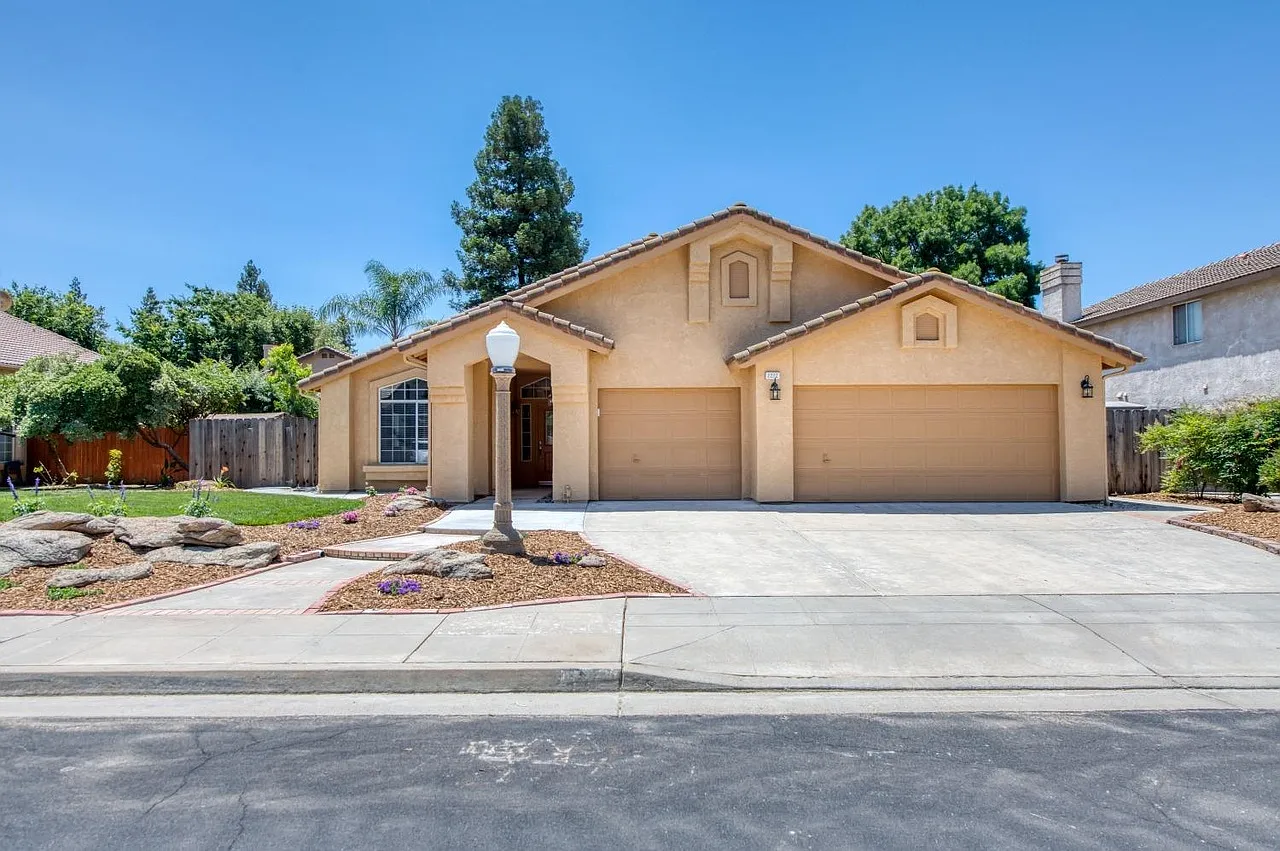 Celeste Ave, Clovis — Photo 4