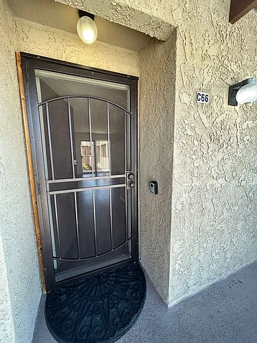 256 Lake Havasu Ave S Photo 1