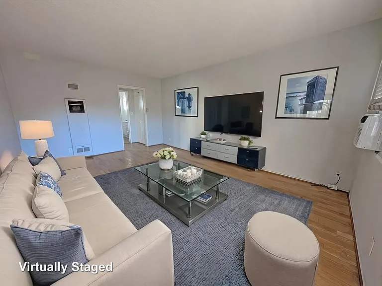 1852 N Wilton Pl #5 — Photo 3