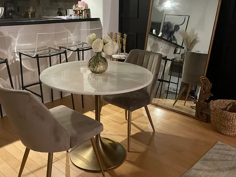 1901 Post Oak Blvd #2402 — Photo 7