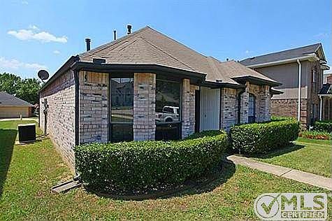 4th image of 1546 Forest Creek Cir