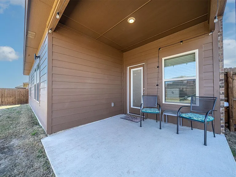 813 Cottonwood Way — Photo 36