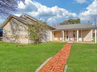 110 W Davis St, Tipton, OK 73570