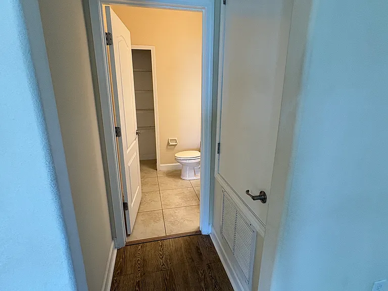 15171 Sunrise View Ln — Photo 24