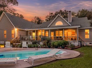 1837 Leadenwah Dr, Wadmalaw Island, SC 29487