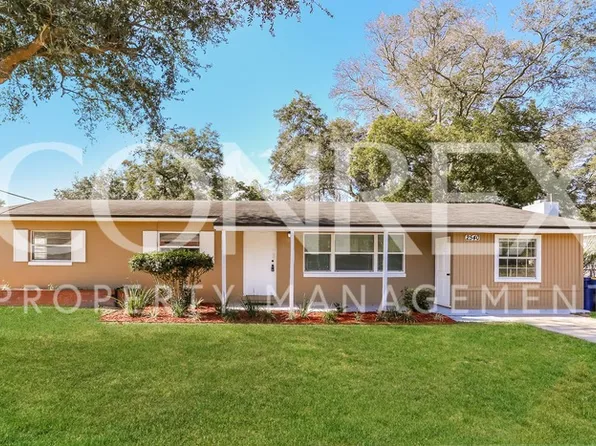 2540 Claro Dr, Jacksonville, FL 32211
