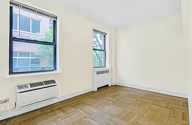 Rented by (Legacy) Elegran