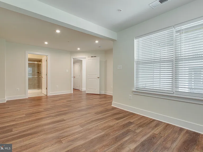 2546 Buckthorn Dr — Photo 42