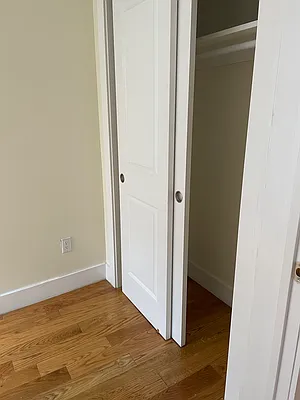 Rented by Downtown Realty Group LTD | media 20