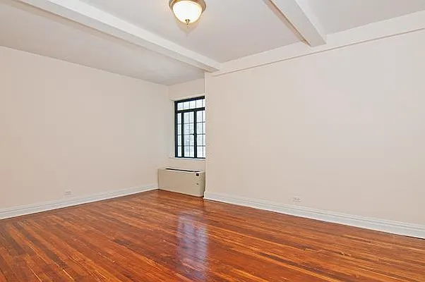 Sold by Sumitomo Real Estate Sales | media 11