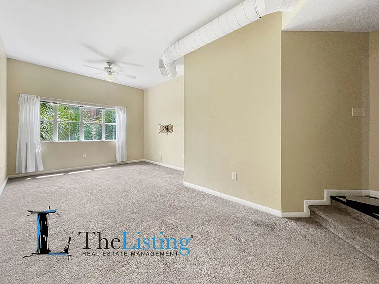 2411 W Horatio St #532 — Photo 8