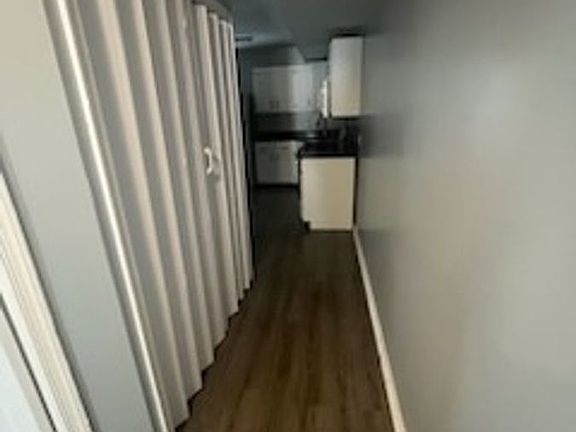 5th image of 606 S Claymont St APT 2