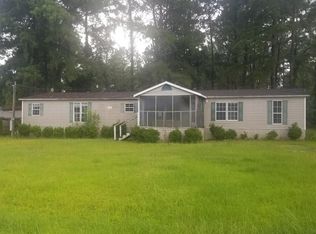 514 Woodcrest Dr, Tifton, GA 31794