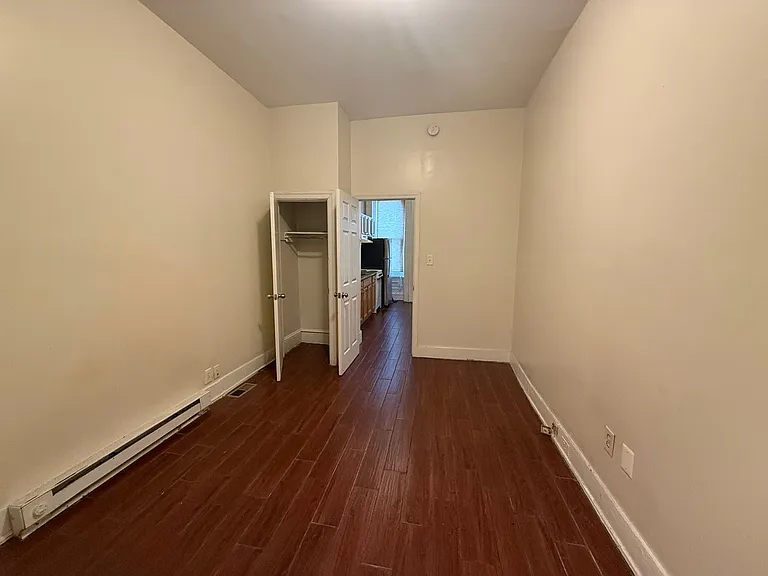 1819 W Oxford St — Photo 7