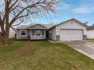 1175 N Caterpillar Ave, Kuna, ID 83634