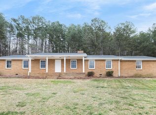 111 Kimberly Dr, Cartersville, GA 30121