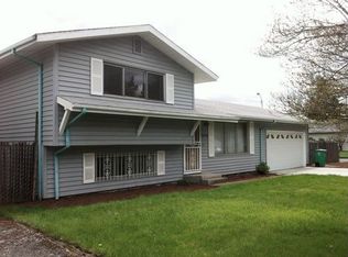 13644 SE Sherman Dr, Portland, OR 97233