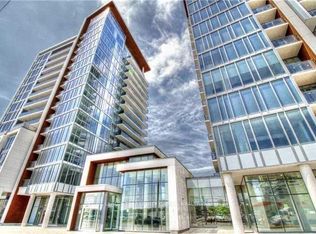 9608 Yonge St #611A, Richmond Hill, ON L4C 0X4