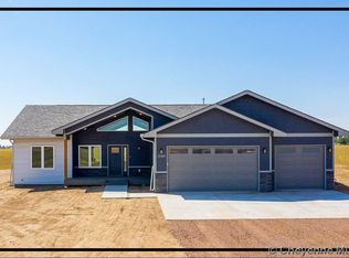 10910 Stadel Rd, Cheyenne, WY 82009