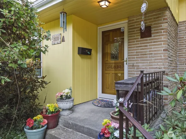 2010 Forest Hill Drive SE, Olympia, WA 98501