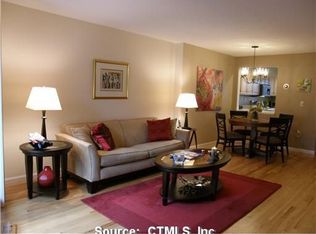 120 S Highland St, West Hartford, CT 06119