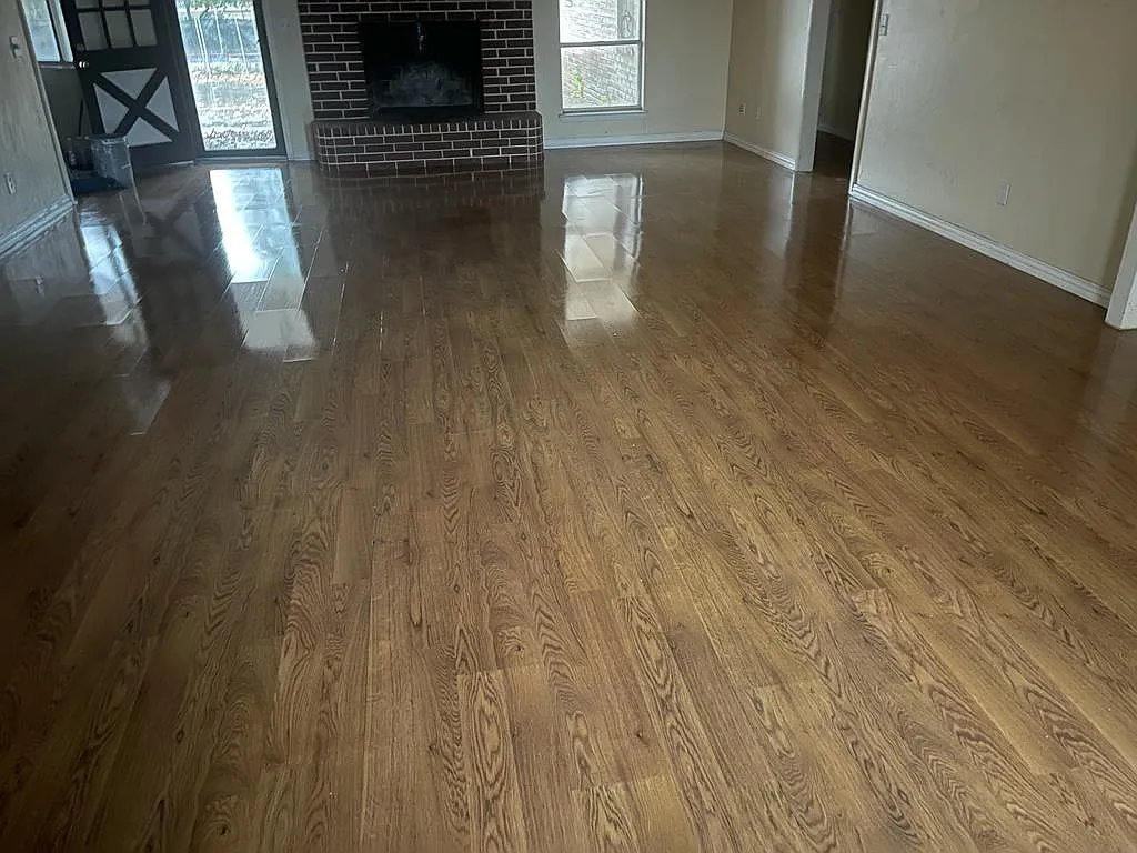 5 bed, 2844 sqft, $3,250 — Photo 2