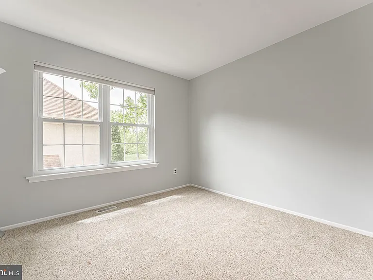 11 Chateau Cir — Photo 29