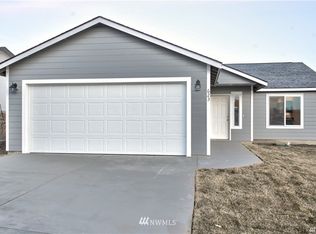 515 E Grace Taylor St, Moses Lake, WA