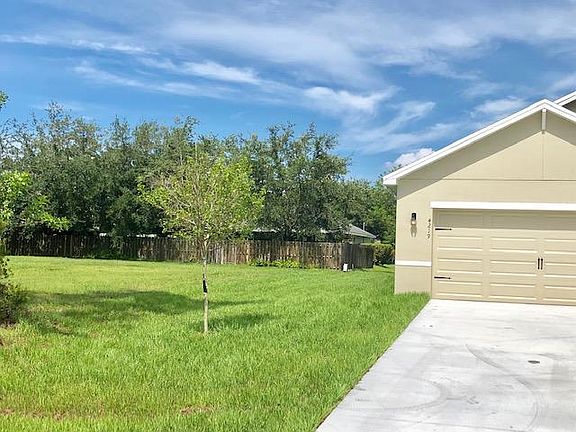 2nd image of 4219 SW Savona Blvd