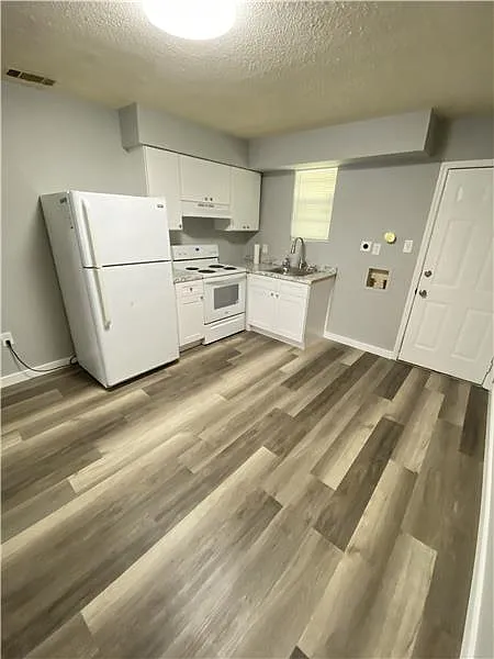 2 bed, 1302 sqft, $1,200 — Photo 4